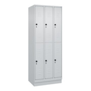 C+P Doppelstock-Spind Classic PLUS, Sockel, 3 Abteile, 1950x750x500mm, 7035/7035 Front RAL 7035 Lichtgrau