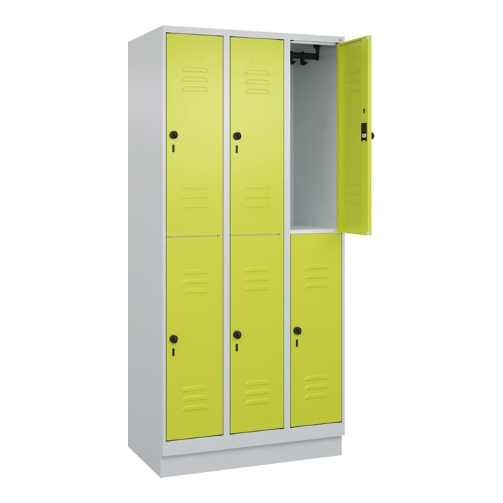 C+P Doppelstock-Spind Classic PLUS, Sockel, 3 Abteile, 1950x900x500mm, 7035/0024 Front 1108060 RDS Viridingrün