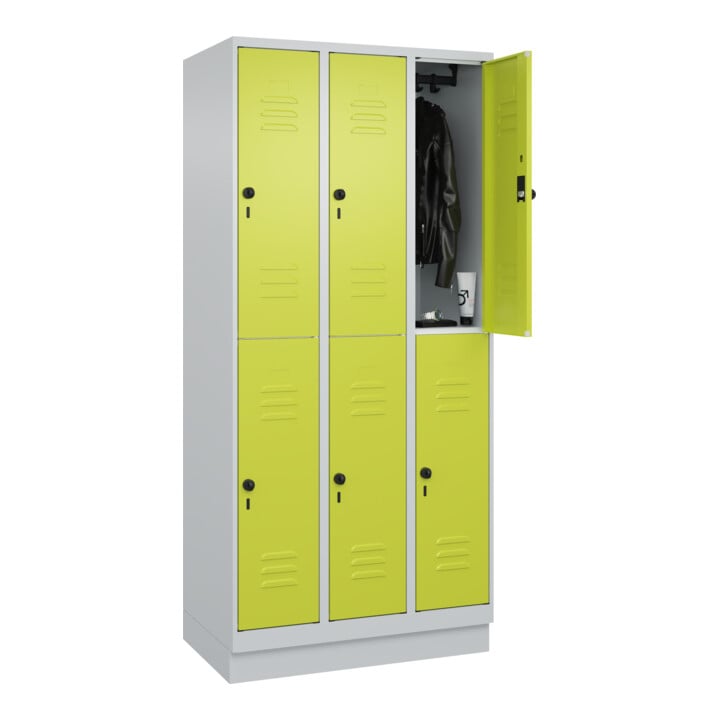 C+P Doppelstock-Spind Classic PLUS, Sockel, 3 Abteile, 1950x900x500mm, 7035/0024 Front 1108060 RDS Viridingrün