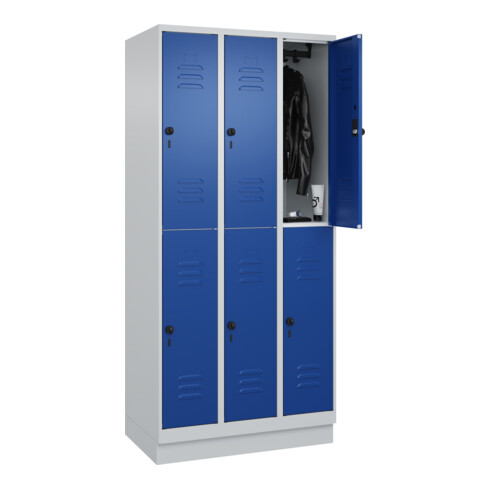 C+P Doppelstock-Spind Classic PLUS, Sockel, 3 Abteile, 1950x900x500mm, 7035/5010 Front RAL 5010 Enzianblau