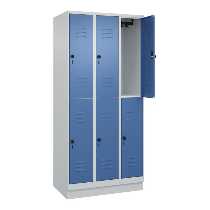 C+P Doppelstock-Spind Classic PLUS, Sockel, 3 Abteile, 1950x900x500mm, 7035/5023 Front RAL 5023 Fernblau
