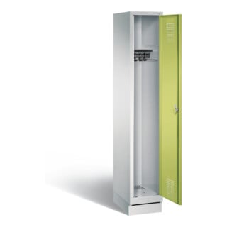 C+P Garderobenschrank Evolo, mit Sockel, 1 Abteil