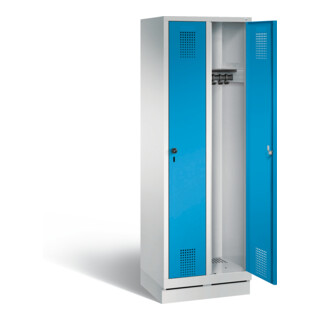C+P Garderobenschrank Evolo, mit Sockel, 2 Abteile