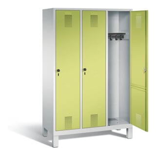 C+P Garderobenschrank Evolo, mit Füßen, 3 Abteile