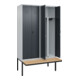 C+P PSA Doppel-Spind Classic PLUS, Bank, 4 Abteile, 2120x1200x815mm, 7035/7016 Verschluss Sicherheits-Drehriegel Sitzbanktyp auskragend Material Sitzfläche Buche-Hartholz