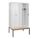 C+P PSA Doppel-Spind Classic PLUS, Bank, 4 Abteile, 2120x1200x815mm, 9016/9016 Verschluss Sicherheits-Drehriegel Sitzbanktyp untergebaut Material Sitzfläche Buche-Hartholz-2