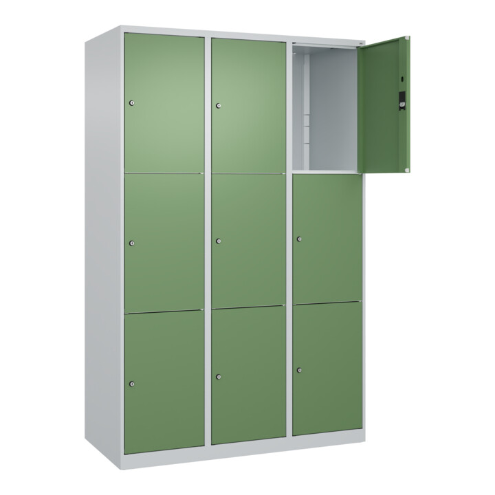 C+P Schließfachschrank Classic PLUS, 3 Abteile, 1850x1200x500mm, 7035/6011 Innenhöhe Gefach oben (oberes 599 mm Front RAL 6011 Resedagrün