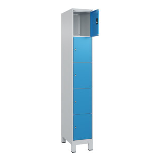 C+P Schließfachschrank Classic PLUS, Füße, Gefach oben 365 mm