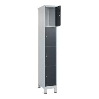C+P Schließfachschrank Classic PLUS, Füße, Gefach oben 453 mm