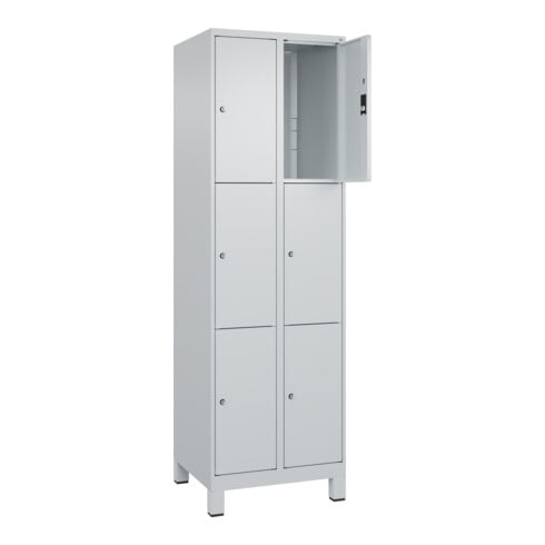 C+P Schließfachschrank Classic PLUS, Füße, 2 Abteile, 1950x600x500mm, 7035/7035 Innenhöhe Gefach oben (oberes 599 mm Front RAL 7035 Lichtgrau