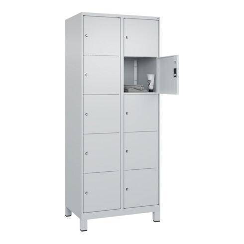 C+P Schließfachschrank Classic PLUS, Füße, 2 Abteile, 1950x800x500mm, 7035/7035 Innenhöhe Gefach oben (oberes 365 mm Front RAL 7035 Lichtgrau