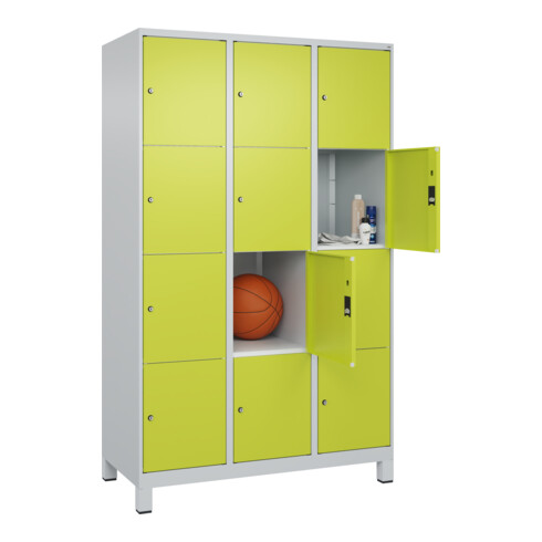 C+P Schließfachschrank Classic PLUS, Füße, 3 Abteile, 1950x1200x500mm, 7035/0024 Innenhöhe Gefach oben (oberes 453 mm Front 1108060 RDS Viridingrün