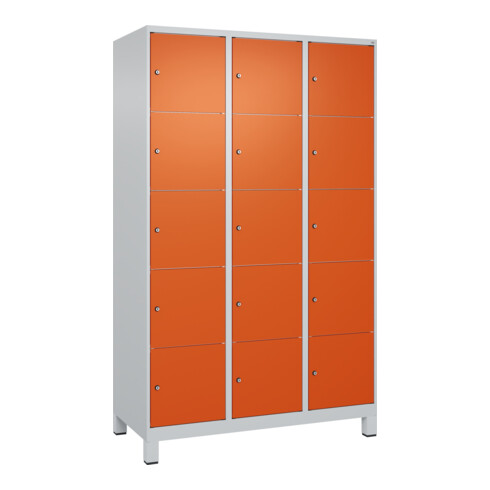 C+P Schließfachschrank Classic PLUS, Füße, 3 Abteile, 1950x1200x500mm, 7035/2004 Innenhöhe Gefach oben (oberes 365 mm Front RAL 2004 Reinorange