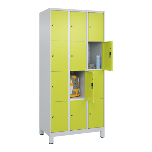 C+P Schließfachschrank Classic PLUS, Füße, 3 Abteile, 1950x900x500mm, 7035/0024 Innenhöhe Gefach oben (oberes 453 mm Front 1108060 RDS Viridingrün