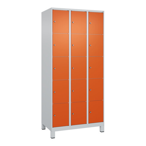 C+P Schließfachschrank Classic PLUS, Füße, 3 Abteile, 1950x900x500mm, 7035/2004 Innenhöhe Gefach oben (oberes 365 mm Front RAL 2004 Reinorange