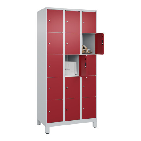 C+P Schließfachschrank Classic PLUS, Füße, 3 Abteile, 1950x900x500mm, 7035/3003 Innenhöhe Gefach oben (oberes 365 mm Front RAL 3003 Rubinrot