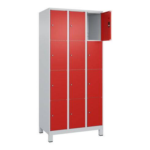 C+P Schließfachschrank Classic PLUS, Füße, 3 Abteile, 1950x900x500mm, 7035/3020 Innenhöhe Gefach oben (oberes 453 mm Front RAL 3020 Verkehrsrot