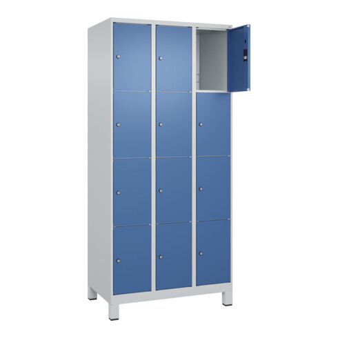 C+P Schließfachschrank Classic PLUS, Füße, 3 Abteile, 1950x900x500mm, 7035/5023 Innenhöhe Gefach oben (oberes 453 mm Front RAL 5023 Fernblau