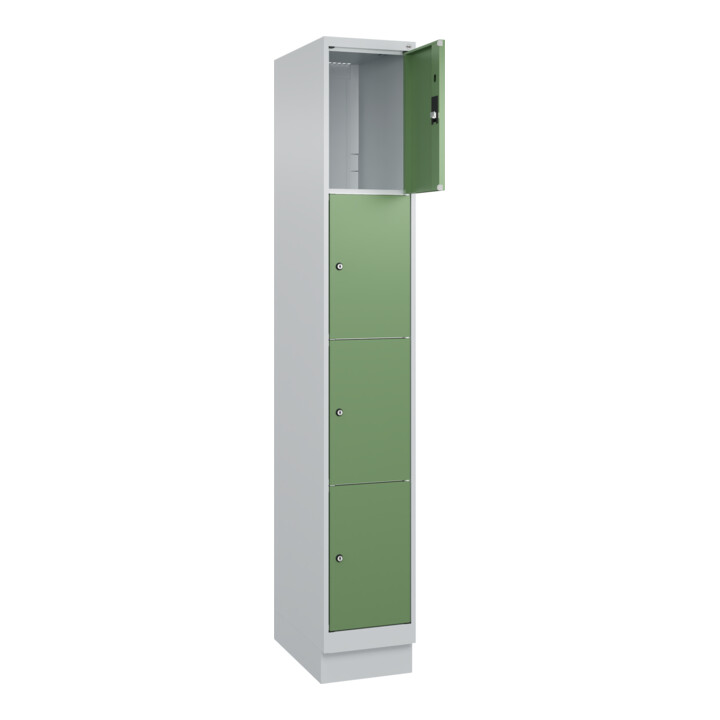 C+P Schließfachschrank Classic PLUS, Sockel, 1 Abteil, 1950x300x500mm, 7035/6011 Innenhöhe Gefach oben (oberes 453 mm Front RAL 6011 Resedagrün
