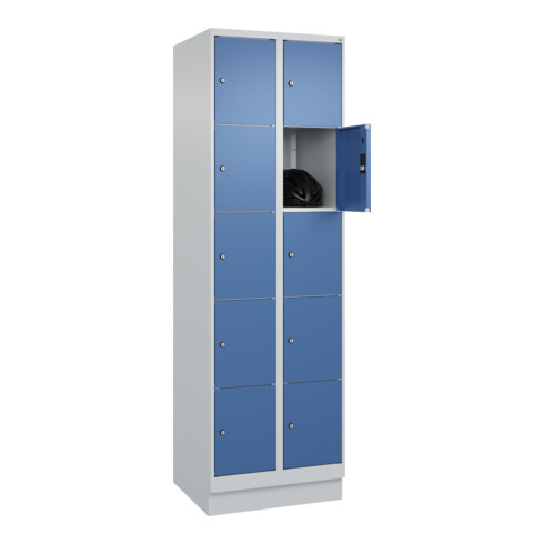 C+P Schließfachschrank Classic PLUS, Sockel, 2 Abteile, 1950x600x500mm, 7035/502 Innenhöhe Gefach oben (oberes 365 mm Front RAL 5023 Fernblau