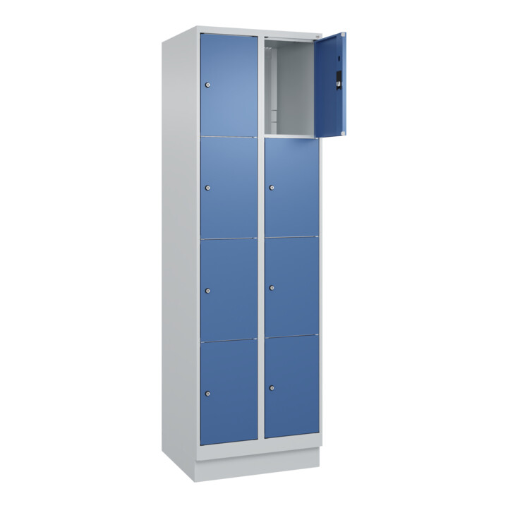 C+P Schließfachschrank Classic PLUS, Sockel, 2 Abteile, 1950x600x500mm, 7035/502 Innenhöhe Gefach oben (oberes 453 mm Front RAL 5023 Fernblau