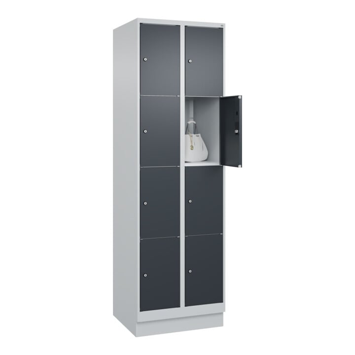 C+P Schließfachschrank Classic PLUS, Sockel, 2 Abteile, 1950x600x500mm, 7035/701 Innenhöhe Gefach oben (oberes 453 mm Front RAL 7016 Anthrazitgrau