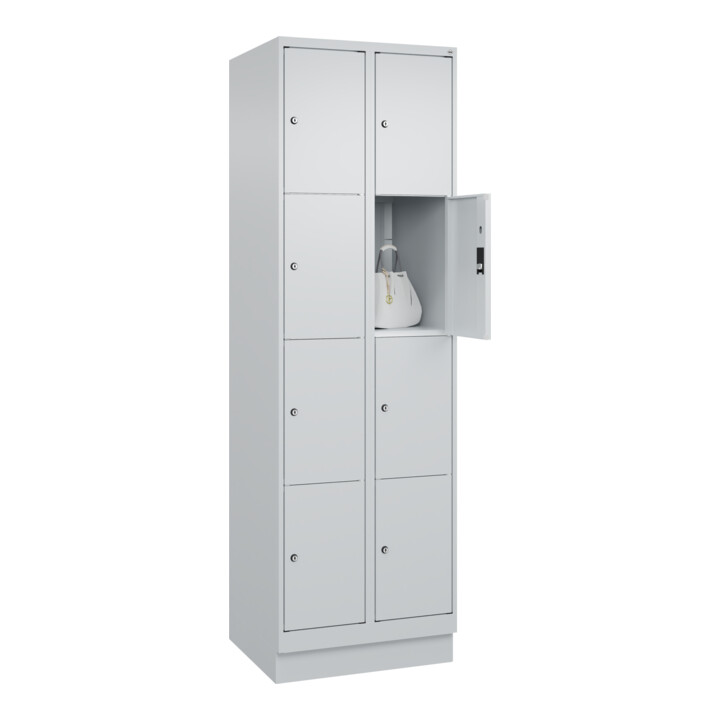 C+P Schließfachschrank Classic PLUS, Sockel, 2 Abteile, 1950x600x500mm, 7035/703 Innenhöhe Gefach oben (oberes 453 mm Front RAL 7035 Lichtgrau