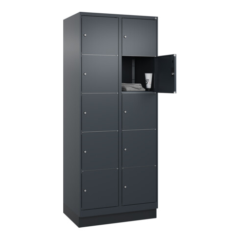 C+P Schließfachschrank Classic PLUS, Sockel, 2 Abteile, 1950x800x500mm, 7016/701 Innenhöhe Gefach oben (oberes 365 mm Front RAL 7016 Anthrazitgrau