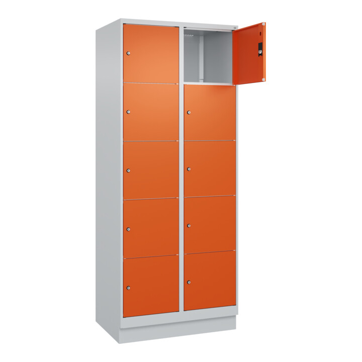 C+P Schließfachschrank Classic PLUS, Sockel, 2 Abteile, 1950x800x500mm, 7035/200 Innenhöhe Gefach oben (oberes 365 mm Front RAL 2004 Reinorange