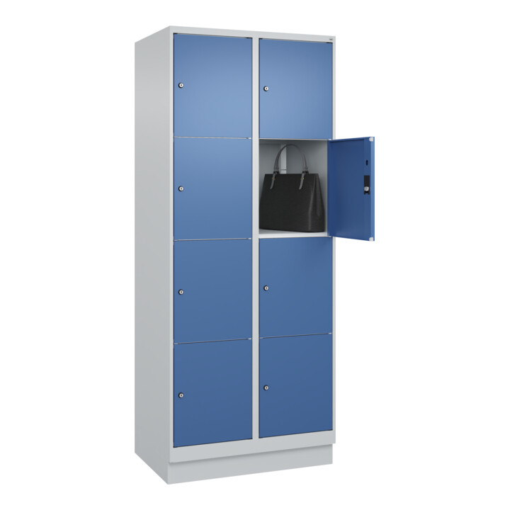 C+P Schließfachschrank Classic PLUS, Sockel, 2 Abteile, 1950x800x500mm, 7035/502 Innenhöhe Gefach oben (oberes 453 mm Front RAL 5023 Fernblau