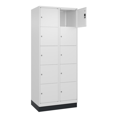 C+P Schließfachschrank Classic PLUS, Sockel, 2 Abteile, 1950x800x500mm, 9016/901 Innenhöhe Gefach oben (oberes 365 mm Front RAL 9016 Verkehrsweiß