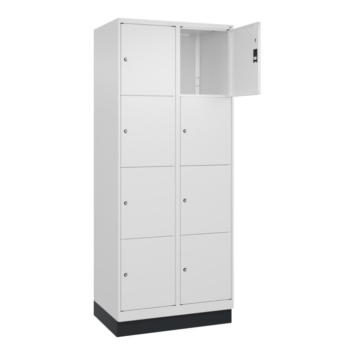 C+P Schließfachschrank Classic PLUS, Sockel, 2 Abteile, 1950x800x500mm, 9016/901 Innenhöhe Gefach oben (oberes 453 mm Front RAL 9016 Verkehrsweiß