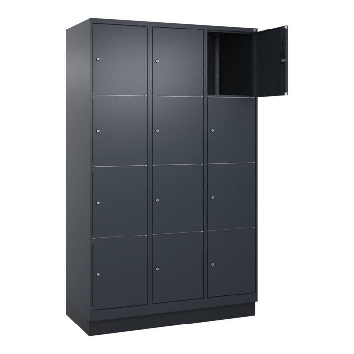 C+P Schließfachschrank Classic PLUS, Sockel, 3 Abteile, 1950x1200x500mm, 7016/70 Innenhöhe Gefach oben (oberes 453 mm Front RAL 7016 Anthrazitgrau