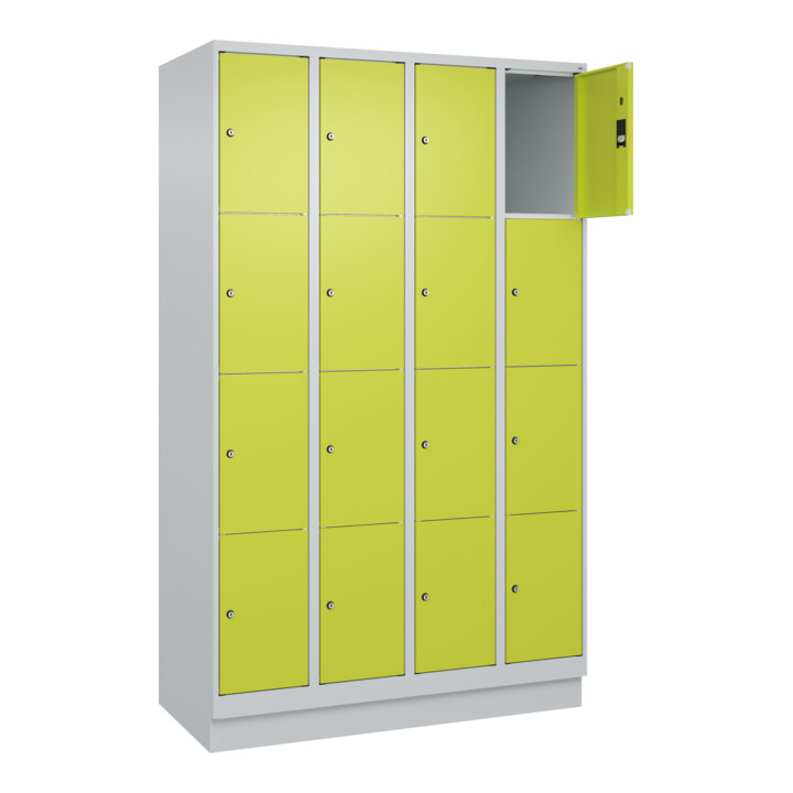 C+P Schließfachschrank Classic PLUS, Sockel, 4 Abteile, 1950x1200x500mm, 7035/00 Innenhöhe Gefach oben (oberes 453 mm Front 1108060 RDS Viridingrün