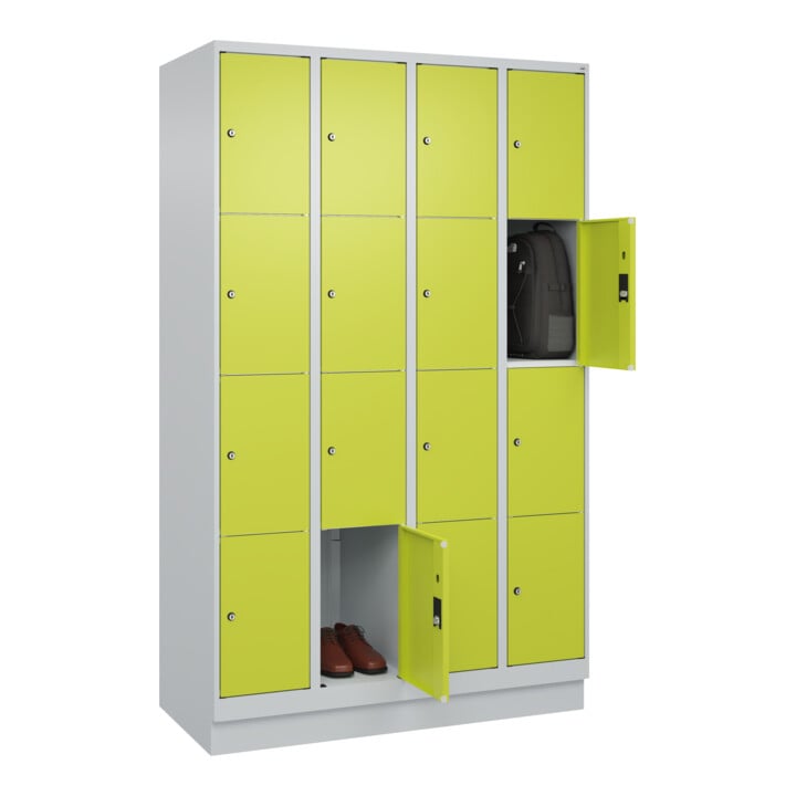 C+P Schließfachschrank Classic PLUS, Sockel, 4 Abteile, 1950x1200x500mm, 7035/00 Innenhöhe Gefach oben (oberes 453 mm Front 1108060 RDS Viridingrün