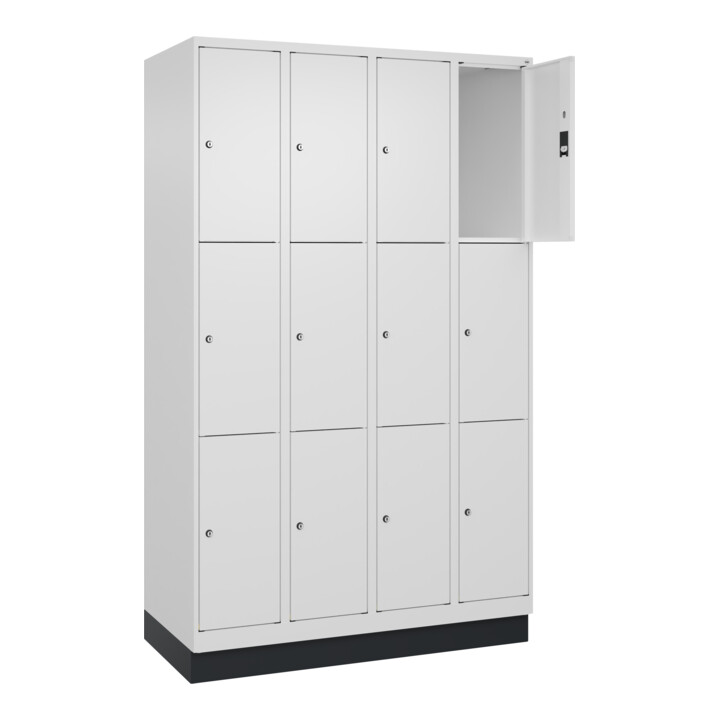 C+P Schließfachschrank Classic PLUS, Sockel, 4 Abteile, 1950x1200x500mm, 9016/90 Innenhöhe Gefach oben (oberes 599 mm Front RAL 9016 Verkehrsweiß