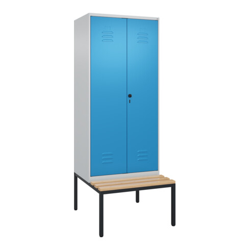 C+P Schwarz-Weiß-Spind Classic PLUS, Bank, 2 Abteile, 2120x800x815mm, 7035/5012, Verschluss Sicherheits-Drehriegel, Sitzbanktyp untergebaut, Material Sitzfläche Buche-Hartholz