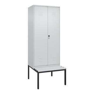 C+P Schwarz-Weiß-Spind Classic PLUS, Bank, 2 Abteile, 2120x800x815mm, 7035/7035, Verschluss Sicherheits-Drehriegel, Sitzbanktyp untergebaut, Material Sitzfläche Kunststoff