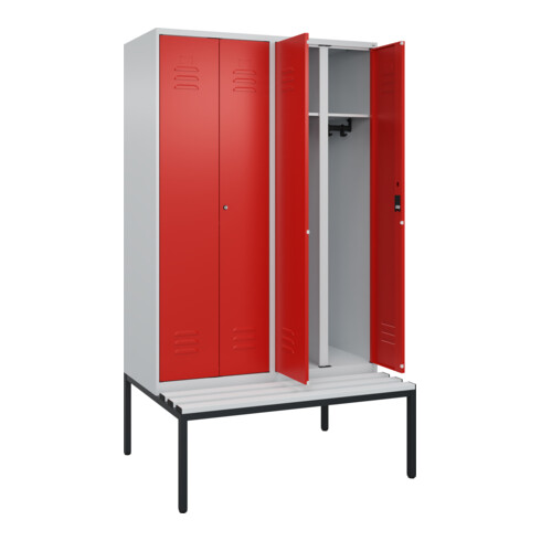 C+P Schwarz-Weiß-Spind Classic PLUS, Bank, 4 Abteile, 2120x1200x815mm, 7035/3020, Verschluss Zylinderschloss, Sitzbanktyp untergebaut, Material Sitzfläche Kunststoff
