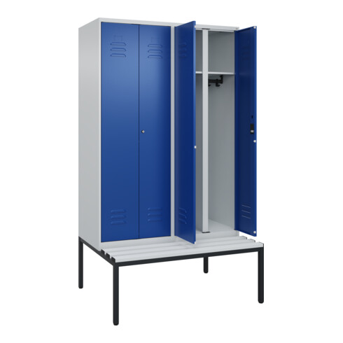 C+P Schwarz-Weiß-Spind Classic PLUS, Bank, 4 Abteile, 2120x1200x815mm, 7035/5010, Verschluss Zylinderschloss, Sitzbanktyp untergebaut, Material Sitzfläche Kunststoff