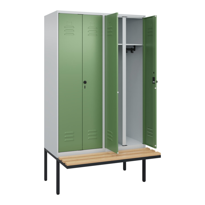 C+P Schwarz-Weiß-Spind Classic PLUS, Bank, 4 Abteile, 2120x1200x815mm, 7035/6011, Verschluss Sicherheits-Drehriegel, Sitzbanktyp auskragend, Material Sitzfläche Buche-Hartholz