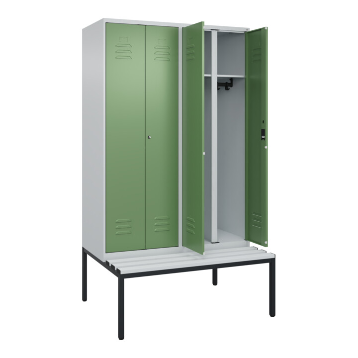 C+P Schwarz-Weiß-Spind Classic PLUS, Bank, 4 Abteile, 2120x1200x815mm, 7035/6011, Verschluss Zylinderschloss, Sitzbanktyp untergebaut, Material Sitzfläche Kunststoff