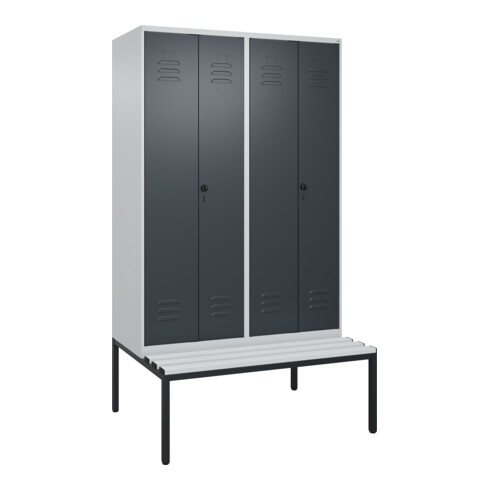 C+P Schwarz-Weiß-Spind Classic PLUS, Bank, 4 Abteile, 2120x1200x815mm, 7035/7016, Verschluss Sicherheits-Drehriegel, Sitzbanktyp untergebaut, Material Sitzfläche Kunststoff