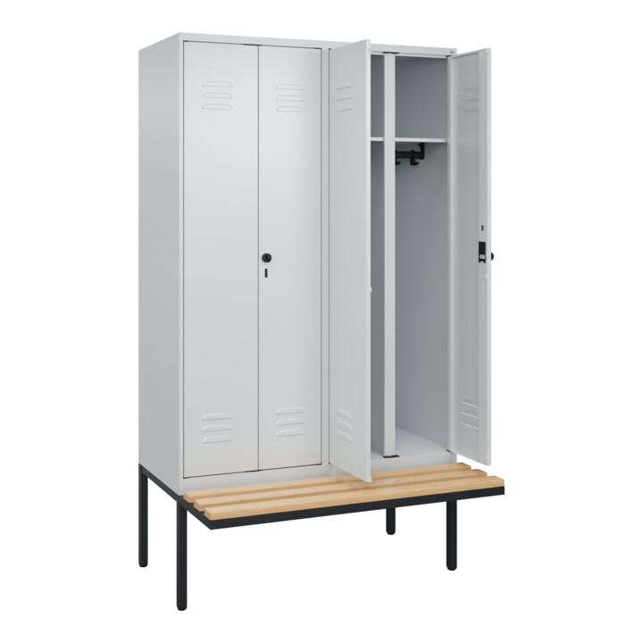 C+P Schwarz-Weiß-Spind Classic PLUS, Bank, 4 Abteile, 2120x1200x815mm, 7035/7035, Verschluss Sicherheits-Drehriegel, Sitzbanktyp auskragend, Material Sitzfläche Buche-Hartholz