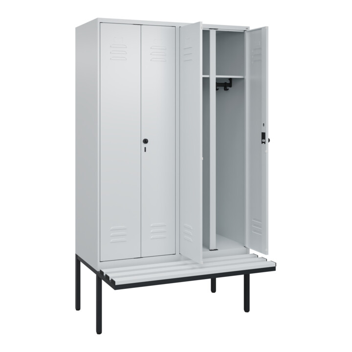C+P Schwarz-Weiß-Spind Classic PLUS, Bank, 4 Abteile, 2120x1200x815mm, 7035/7035, Verschluss Sicherheits-Drehriegel, Sitzbanktyp auskragend, Material Sitzfläche Kunststoff
