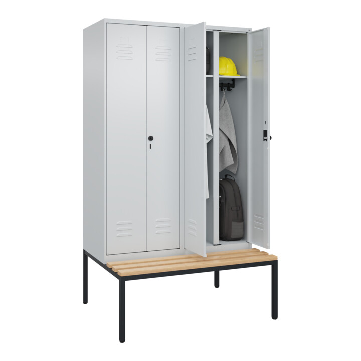 C+P Schwarz-Weiß-Spind Classic PLUS, Bank, 4 Abteile, 2120x1200x815mm, 7035/7035, Verschluss Sicherheits-Drehriegel, Sitzbanktyp untergebaut, Material Sitzfläche Buche-Hartholz