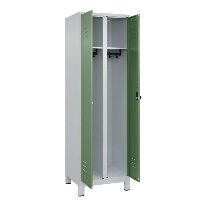 C+P Schwarz-Weiß-Spind Classic PLUS, Füße, 2 Abteile, 1950x600x500mm, 7035/6011 Verschluss Sicherheits-Drehriegel