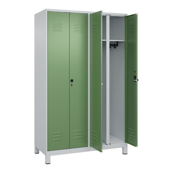 C+P Schwarz-Weiß-Spind Classic PLUS, Füße, 4 Abteile, 1950x1200x500mm, 7035/6011 Verschluss Sicherheits-Drehriegel