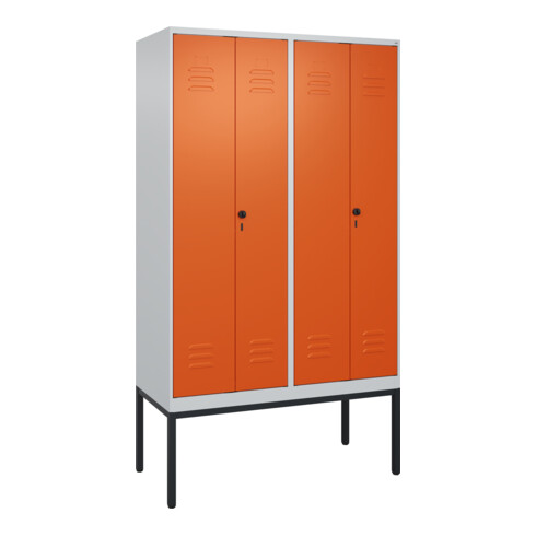 C+P Schwarz-Weiß-Spind Classic PLUS, Gestell, 4 Abteile, 2120x1200x500mm, 7035/2 Front RAL 2004 Reinorange Verschluss Sicherheits-Drehriegel