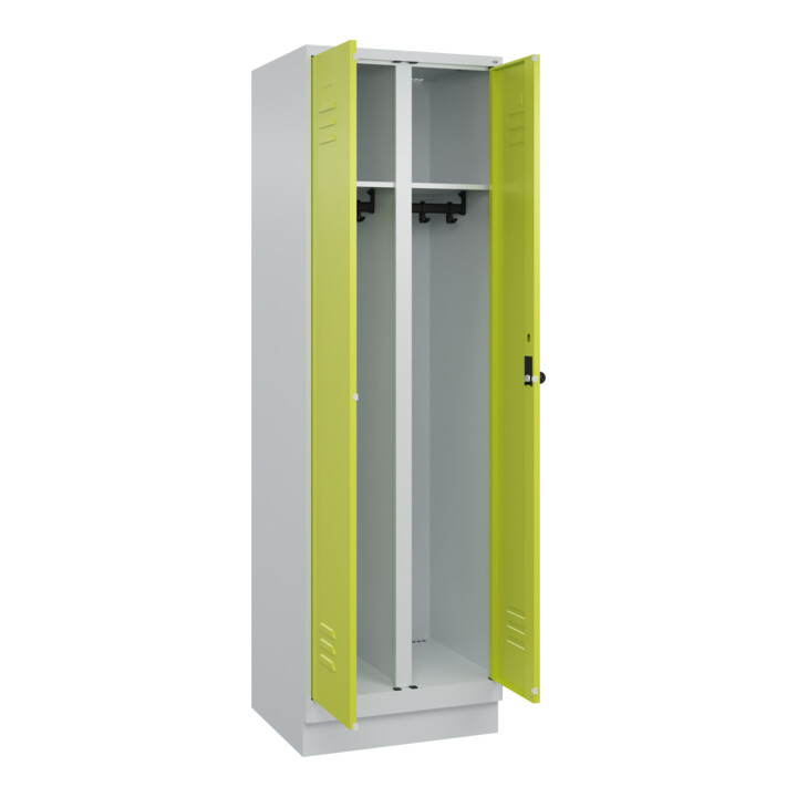 C+P Schwarz-Weiß-Spind Classic PLUS, Sockel, 2 Abteile, 1950x600x500mm, 7035/002 Front 1108060 RDS Viridingrün Verschluss Sicherheits-Drehriegel